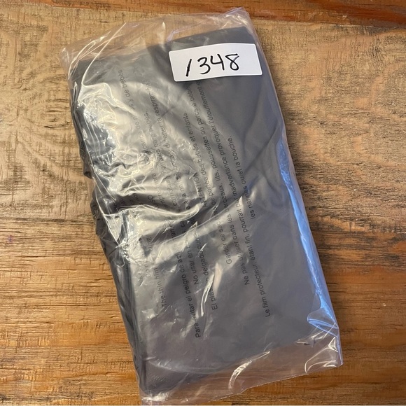 Mountain Hardwear Long Sleeve 1/4 Zip Baselayer gray - Picture 9 of 9